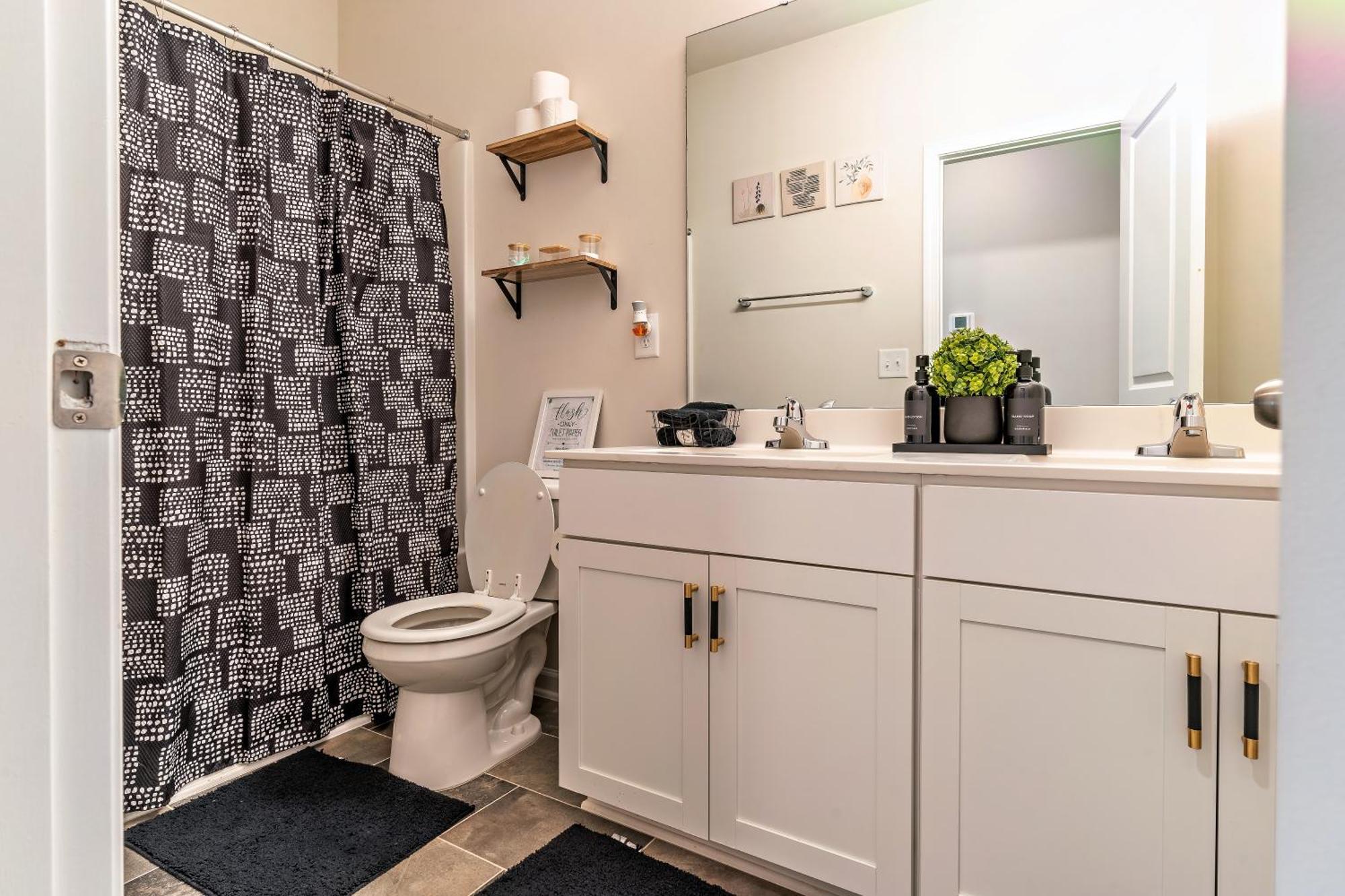 Raleigh Luxe Family Retreat- 15 Min To Downtown, Kids Gear, Fast Wifi For Wfh, Ev & Pet Friendly Villa Buitenkant foto